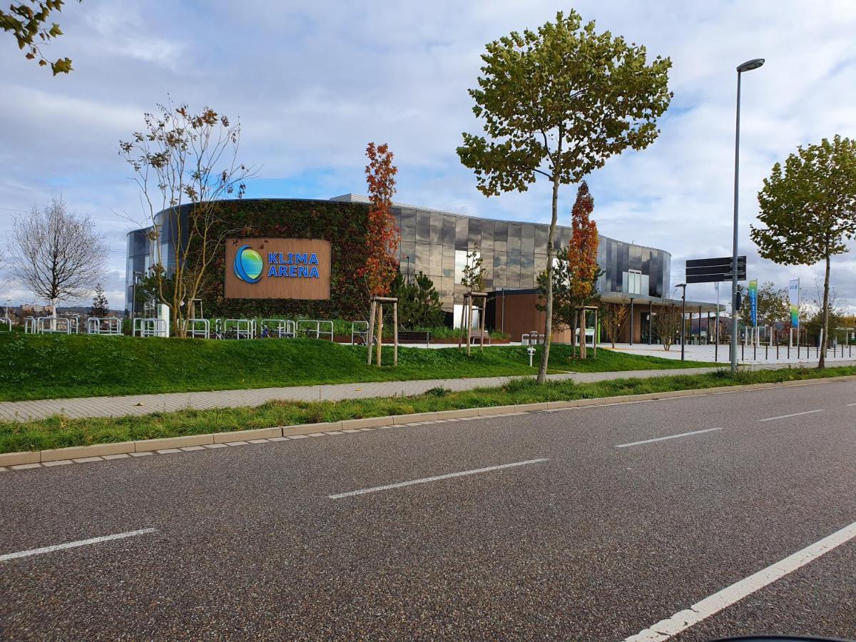 Ferienwohnung Urlaub Im Kraichgau 辛斯海姆 外观 照片